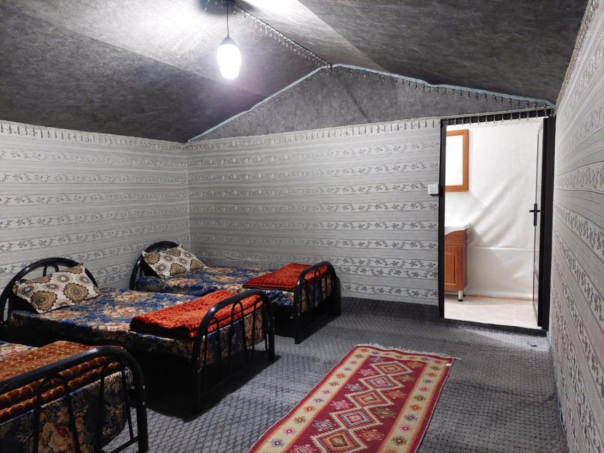 Wadi Rum Oryx Hostel & Tours Экстерьер фото