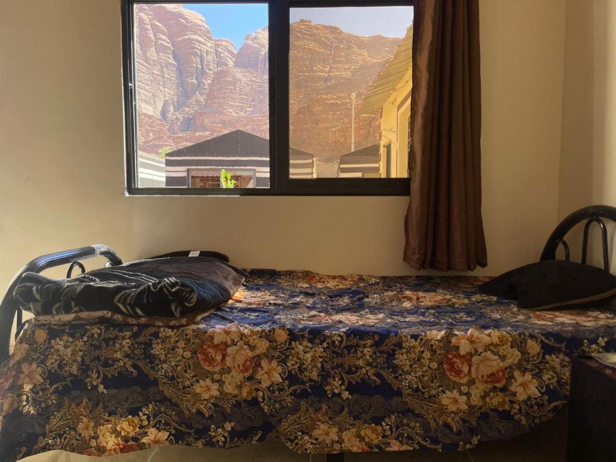 Wadi Rum Oryx Hostel & Tours Экстерьер фото