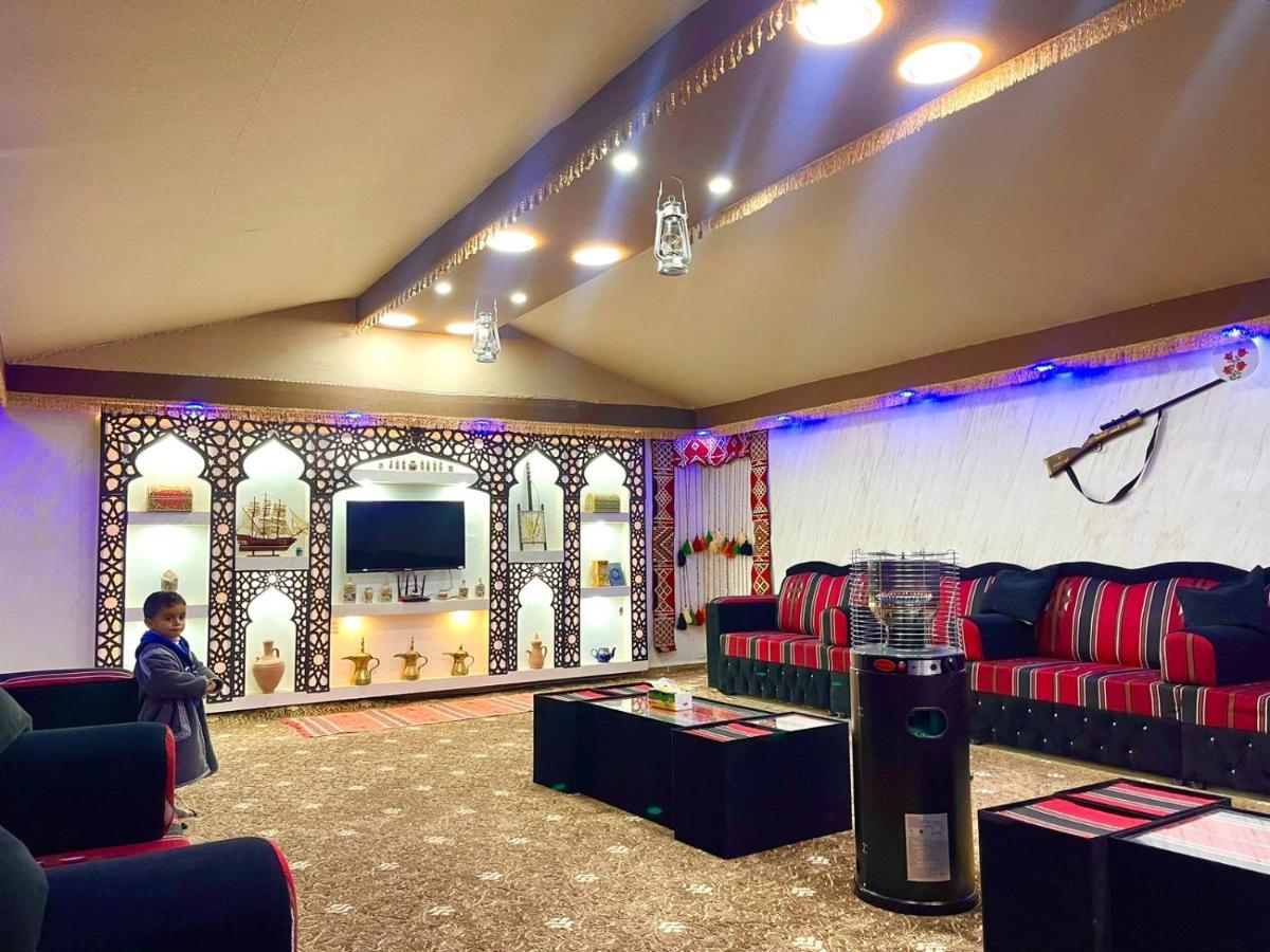 Wadi Rum Oryx Hostel & Tours Экстерьер фото