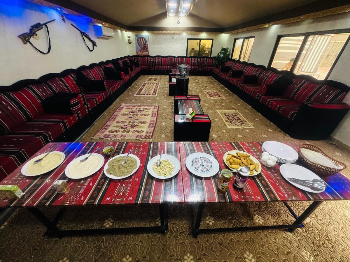Wadi Rum Oryx Hostel & Tours Экстерьер фото