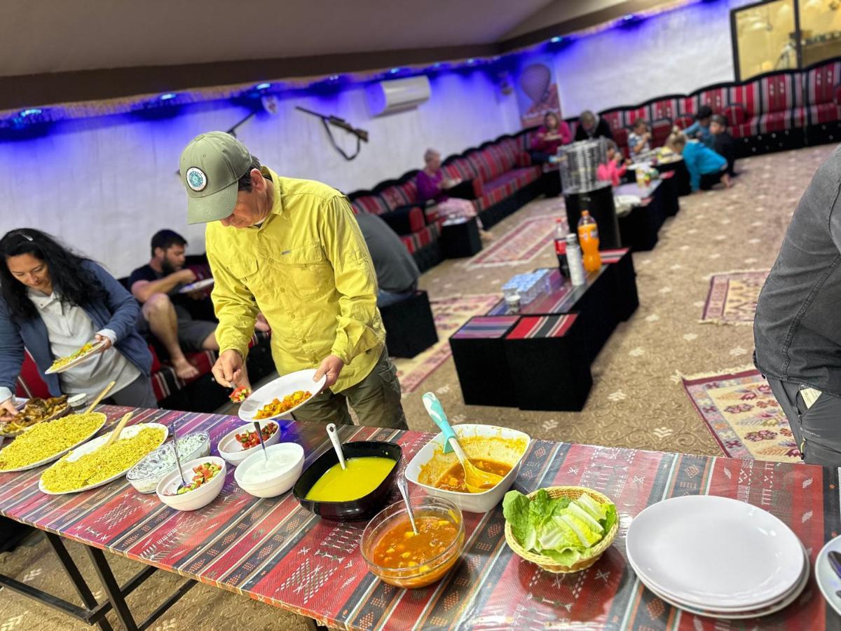 Wadi Rum Oryx Hostel & Tours Экстерьер фото