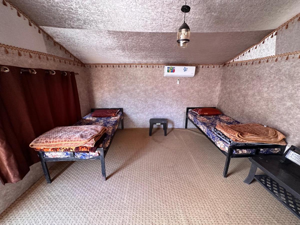 Wadi Rum Oryx Hostel & Tours Экстерьер фото