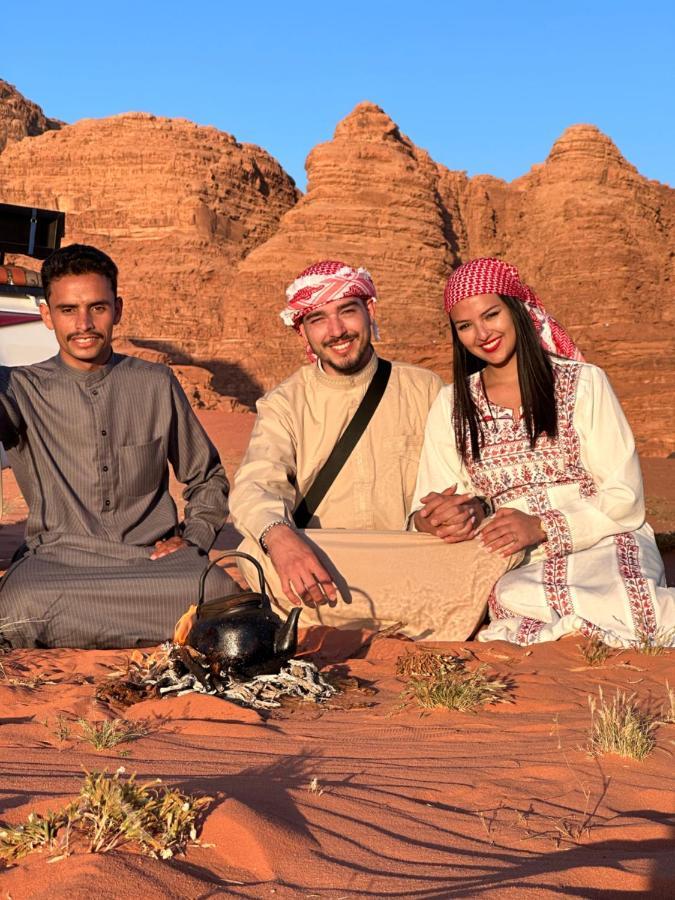 Wadi Rum Oryx Hostel & Tours Экстерьер фото