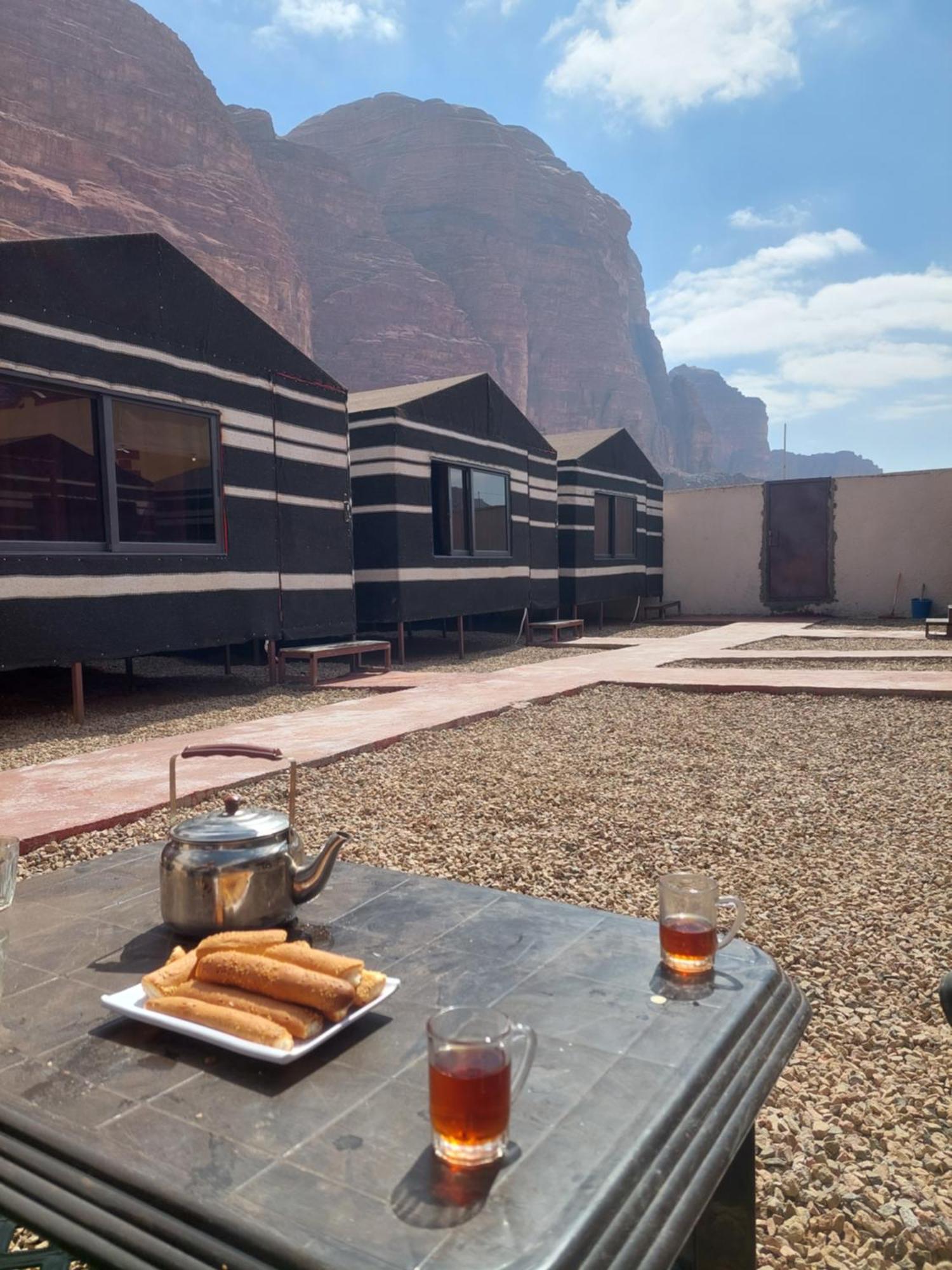 Wadi Rum Oryx Hostel & Tours Номер фото